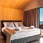 Villa Wine Paradise - Glamping Marezige