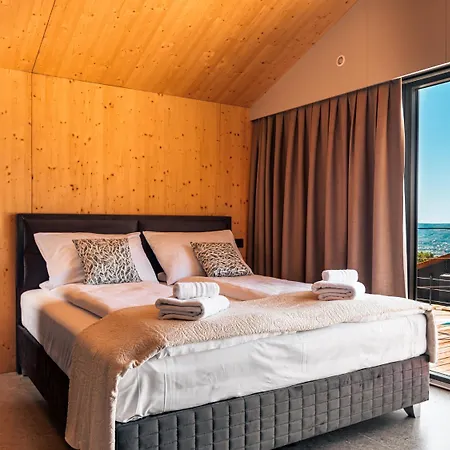 Vila Wine Paradise - Glamping Marezige